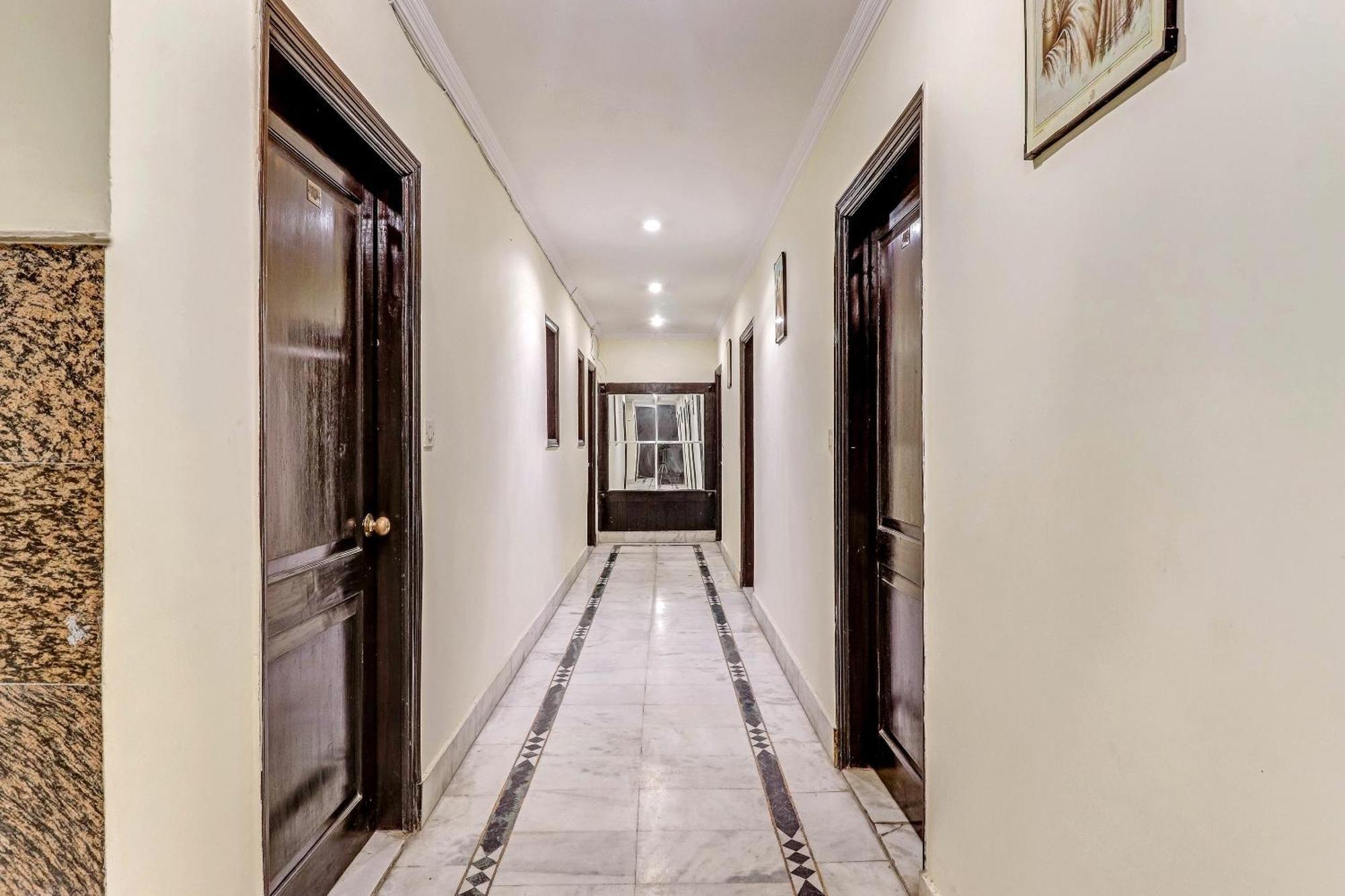 Hotel O Grand Central Delhi  Buitenkant foto