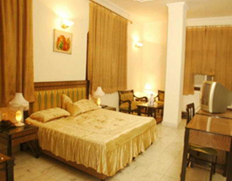Hotel O Grand Central Delhi  Buitenkant foto